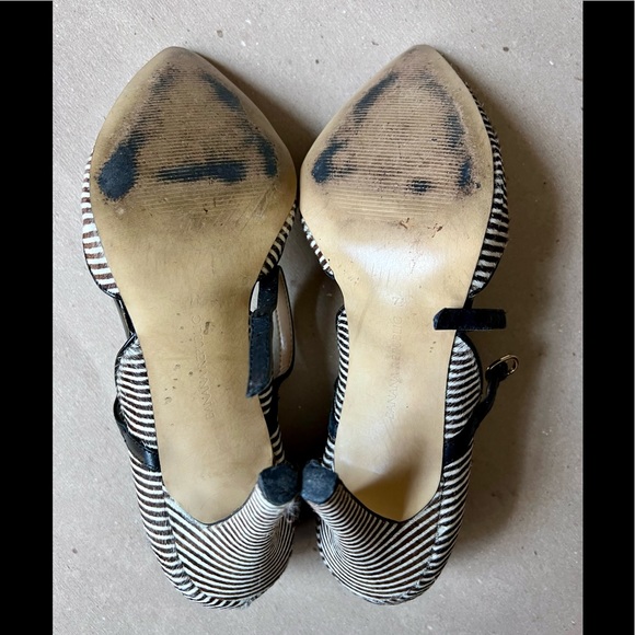 Banana Republic Zebra Stripe Heels - Picture 3 of 4